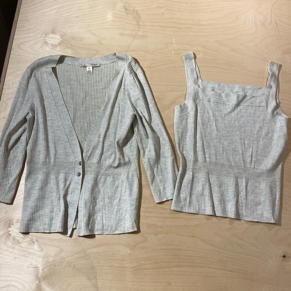Belford Tank Top and Sweater Set Medium (JR) - Picture 8 of 12